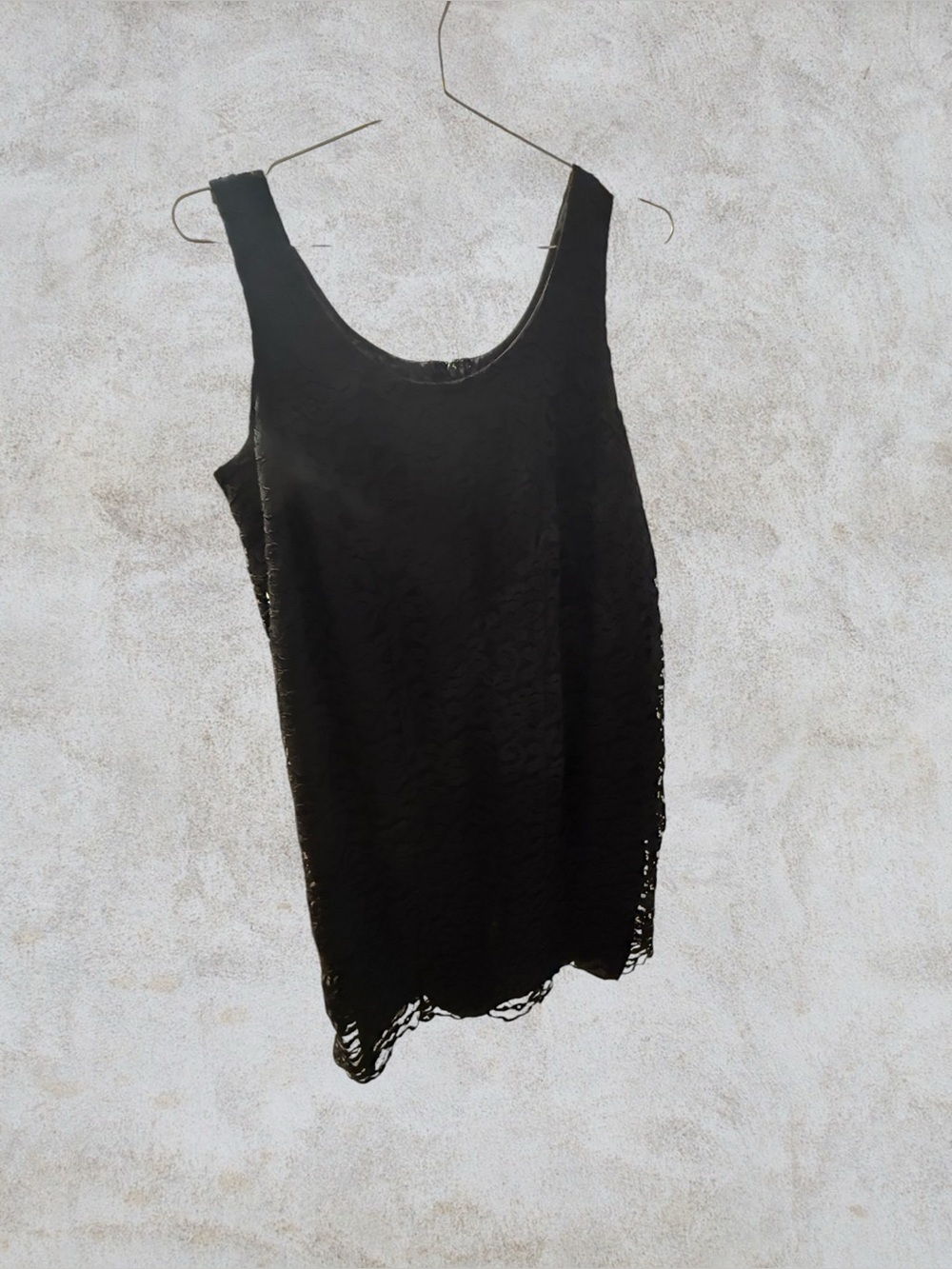 Pea in the Pod Maternity Redefined” black floral lace sleeveless maternity